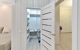Apartments 144- Expo